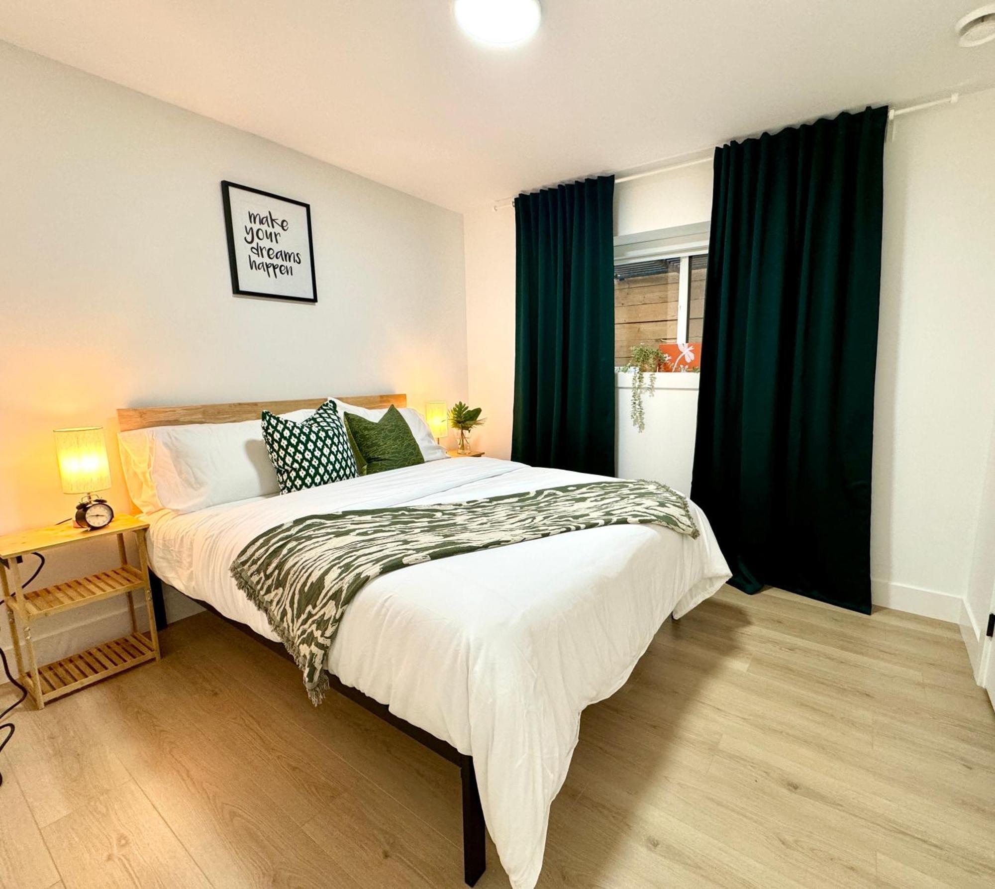 The Sunset Haven- Cozy 2Br Basement Suite Near White Rock Surrey Exterior photo
